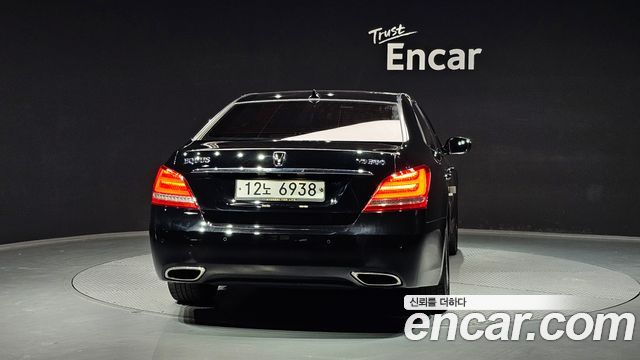 Hyundai Equus из Кореи Encar