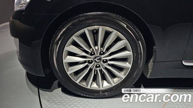 Hyundai Equus из Кореи Encar
