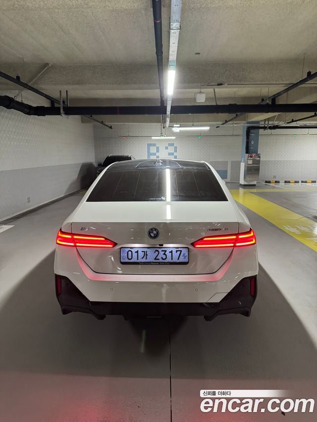 BMW i5 из Кореи Encar