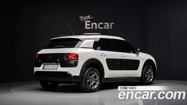 Citroen-DS C4 CACTUS из Кореи Encar