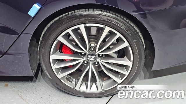 Kia Stinger из Кореи Encar