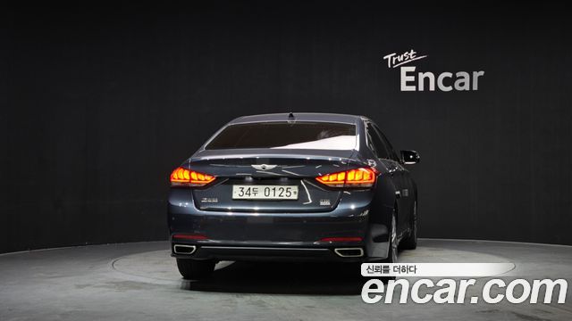 Hyundai Genesis из Кореи Encar