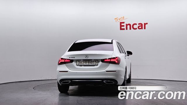 Mercedes-Benz A-Class из Кореи Encar