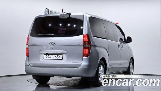 Hyundai Starex Camping Car — пробег 176 500 км — фото 2 из 5