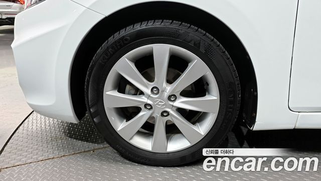 Hyundai Accent из Кореи Encar