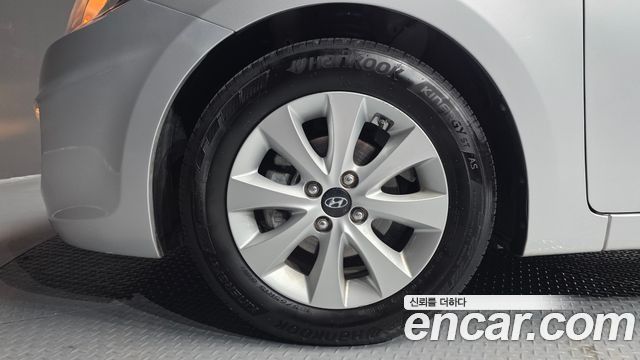 Hyundai Accent из Кореи Encar