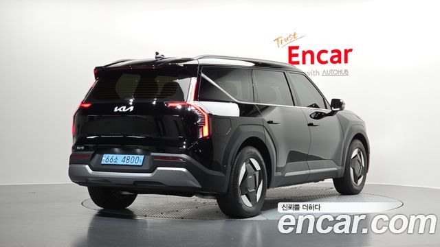 Kia EV9 из Кореи Encar