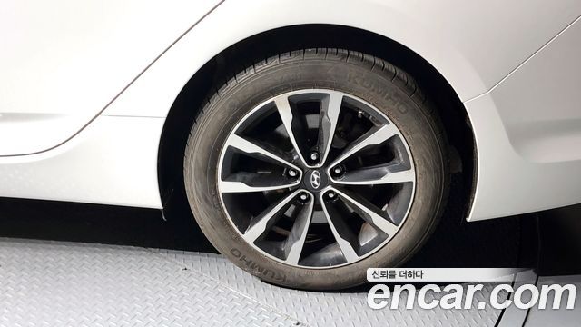 Hyundai i40 из Кореи Encar