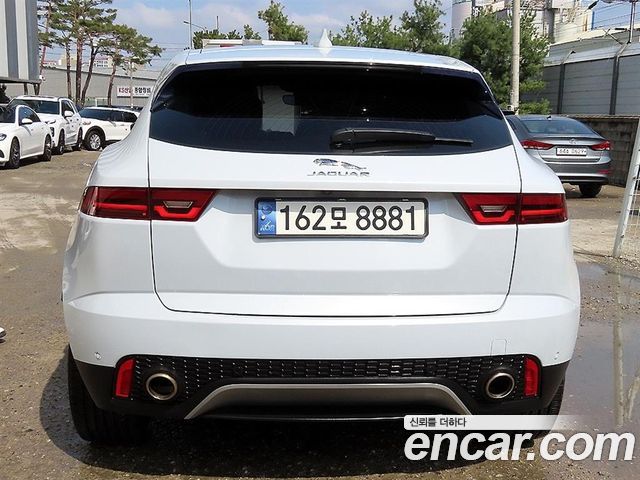 Jaguar E-PACE P250 S — пробег 93 205 км — фото 4 из 5