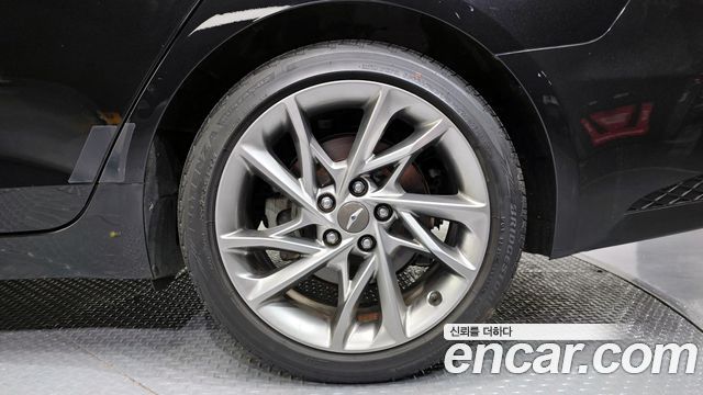 Genesis G70 из Кореи Encar