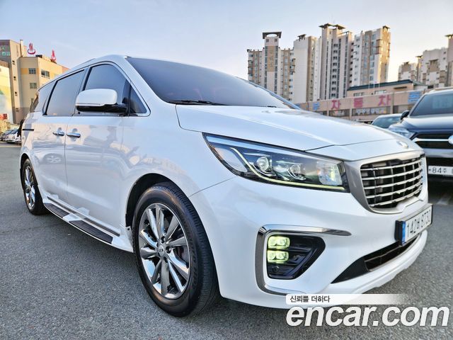 Kia Carnival из Кореи Encar