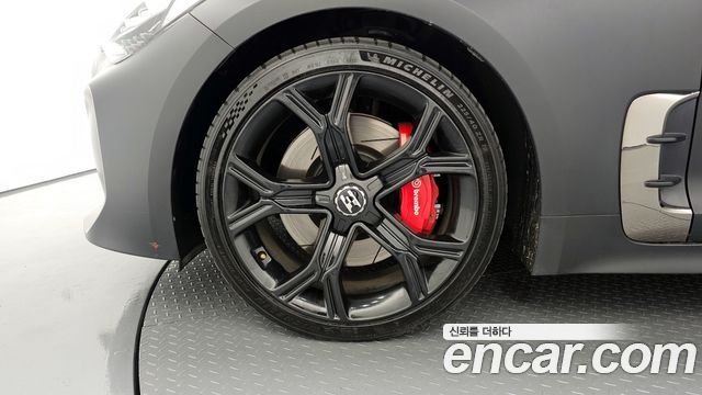 Kia Stinger из Кореи Encar