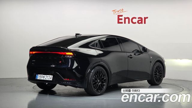 Toyota Prius из Кореи Encar