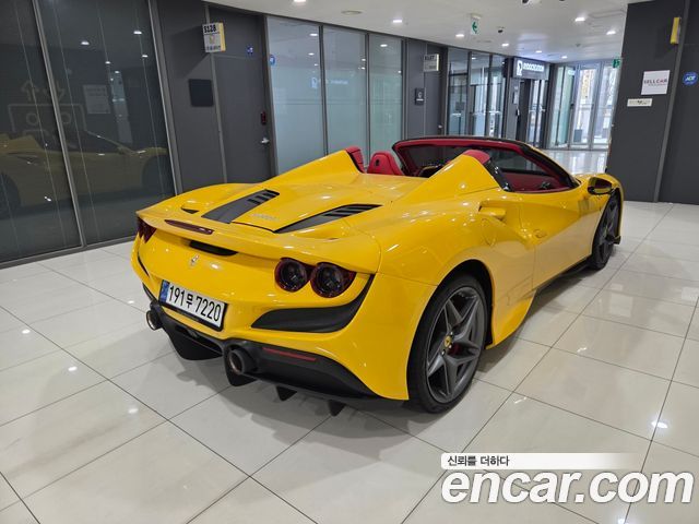 Ferrari F8 из Кореи Encar