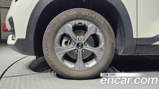 Kia Seltos из Кореи Encar