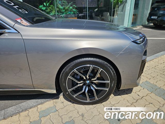 BMW 7-Series из Кореи Encar