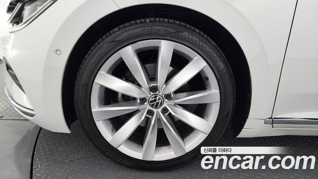 Volkswagen Arteon из Кореи Encar
