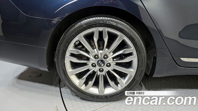 Kia K7 из Кореи Encar