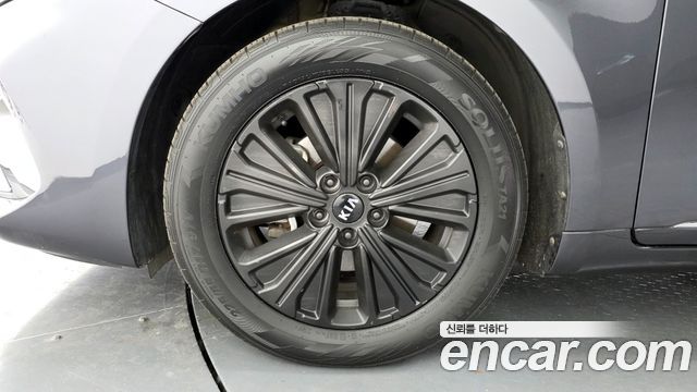 Kia K7 из Кореи Encar