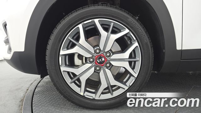 Kia Seltos из Кореи Encar