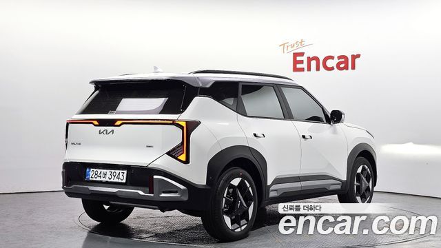Kia Seltos из Кореи Encar
