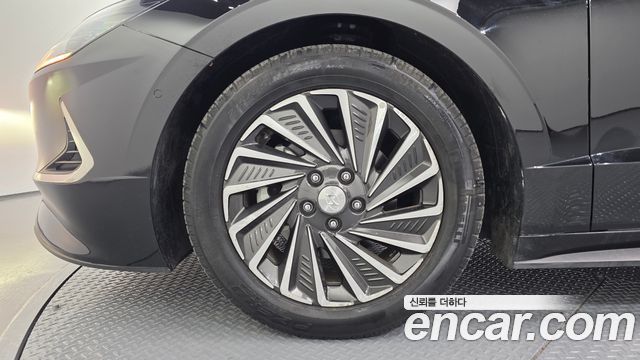 Hyundai Sonata Premium Plus — пробег 31 153 км — фото 5 из 5
