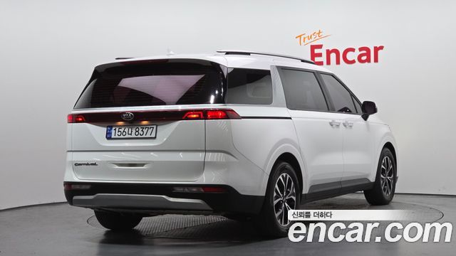 Kia Carnival из Кореи Encar