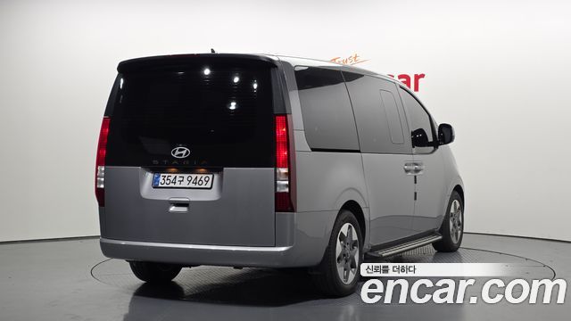 Hyundai Staria из Кореи Encar