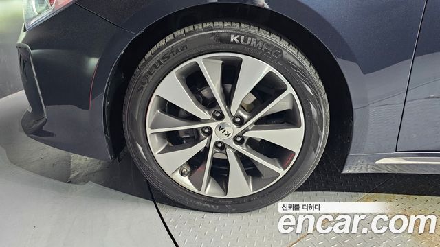 Kia K5 из Кореи Encar