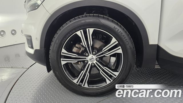 Volvo XC40 из Кореи Encar