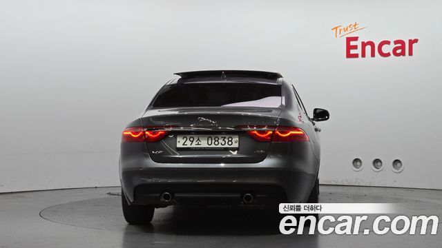 Jaguar XF из Кореи Encar