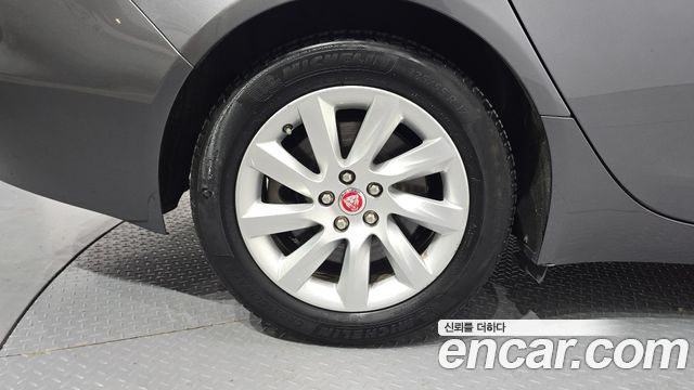Jaguar XF из Кореи Encar