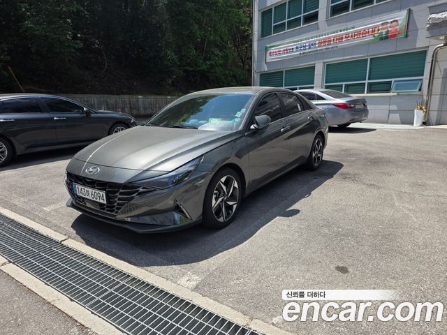 Hyundai AVANTE 1.6 Inspiration — пробег 64 000 км — фото 2 из 5