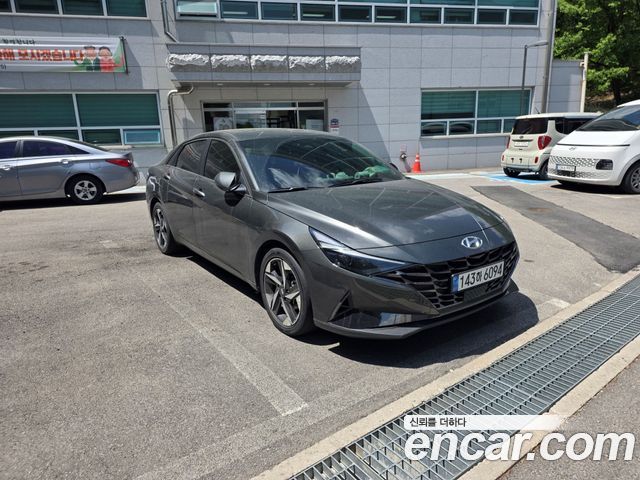Hyundai AVANTE 1.6 Inspiration — пробег 64 000 км — фото 3 из 5