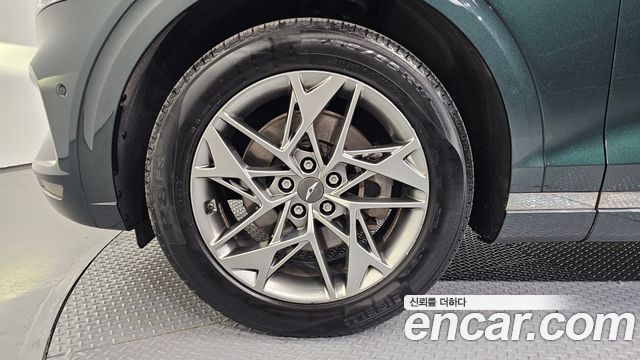 Genesis GV70 из Кореи Encar