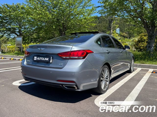 Hyundai Genesis из Кореи Encar
