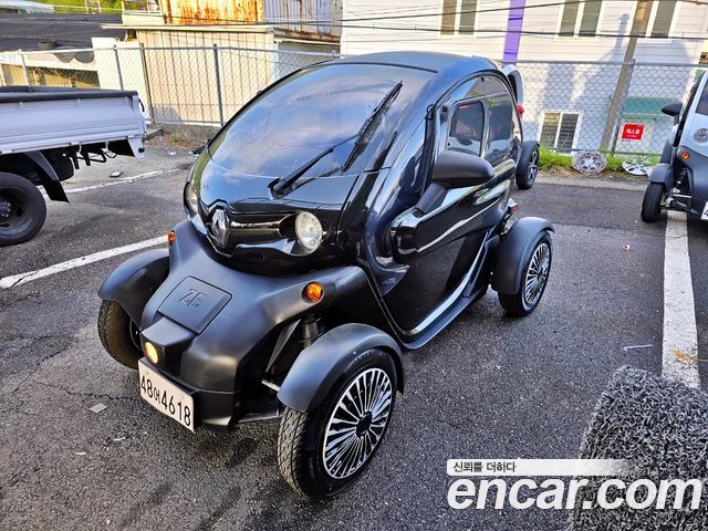 Renault (Samsung) Twizy Life(2-Seater) — пробег 4 588 км — фото 3 из 5