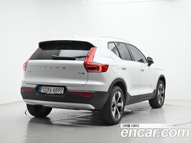 Volvo XC40 из Кореи Encar