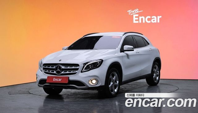 Mercedes-Benz GLA-Class GLA220 — пробег 52 371 км — фото 1 из 5