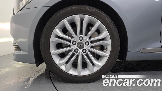 Hyundai Genesis из Кореи Encar