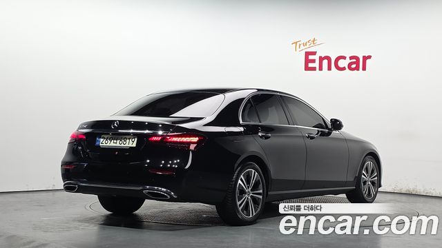 Mercedes-Benz E-Class из Кореи Encar