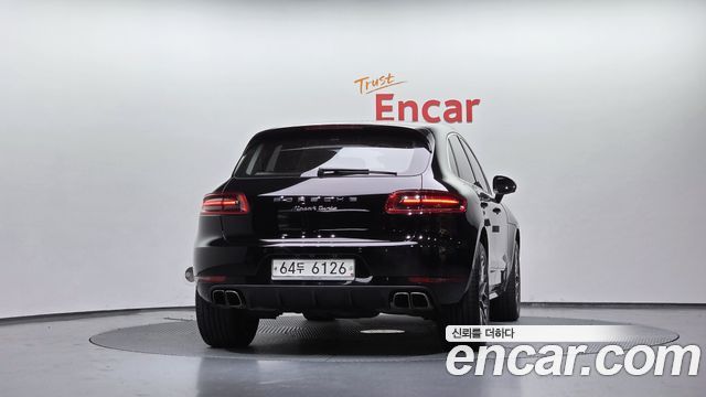 Porsche Macan из Кореи Encar