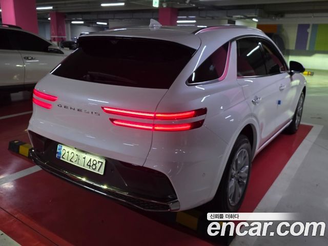 Genesis GV70 2.5T Gasoline 2WD — пробег 1 520 км — фото 2 из 5