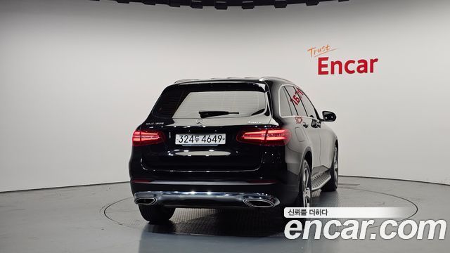 Mercedes-Benz GLC-Class GLC300 4MATIC — пробег 13 014 км — фото 4 из 5