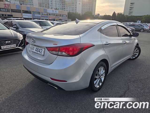 Hyundai AVANTE из Кореи Encar