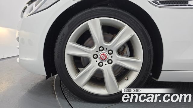 Jaguar XE из Кореи Encar