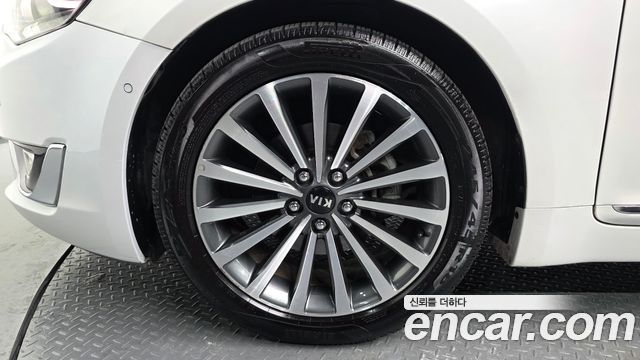 Kia K7 из Кореи Encar