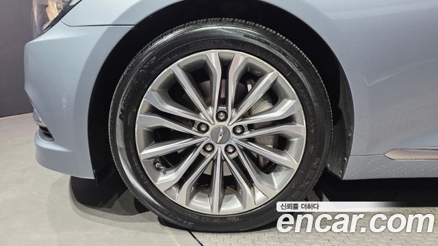 Hyundai Genesis из Кореи Encar