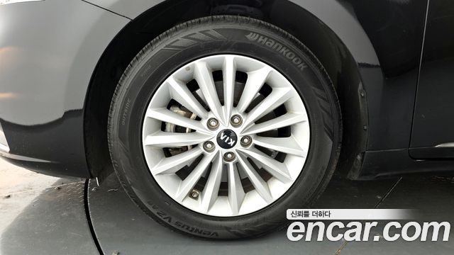 Kia K7 из Кореи Encar