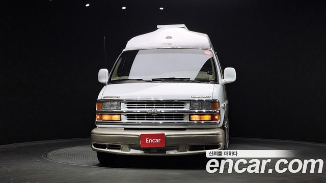 Chevrolet Chevy Van 11-Seater — пробег 212 244 км